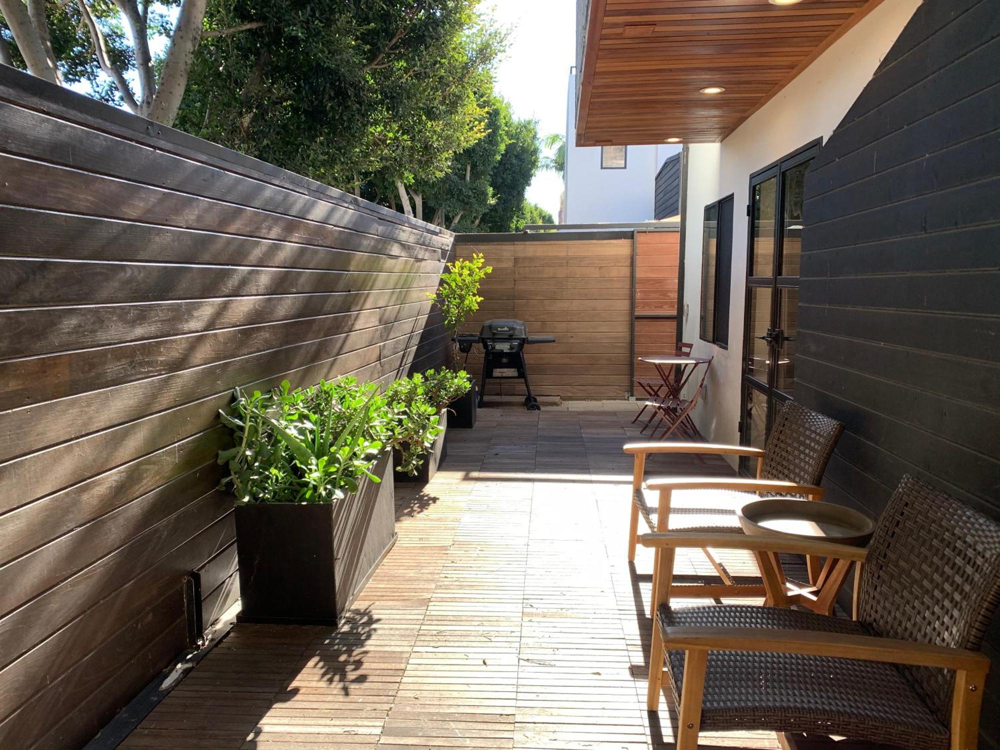 Venice Beach Studio With Large Private Patio Steps To The Beach Los Angeles Exterior foto